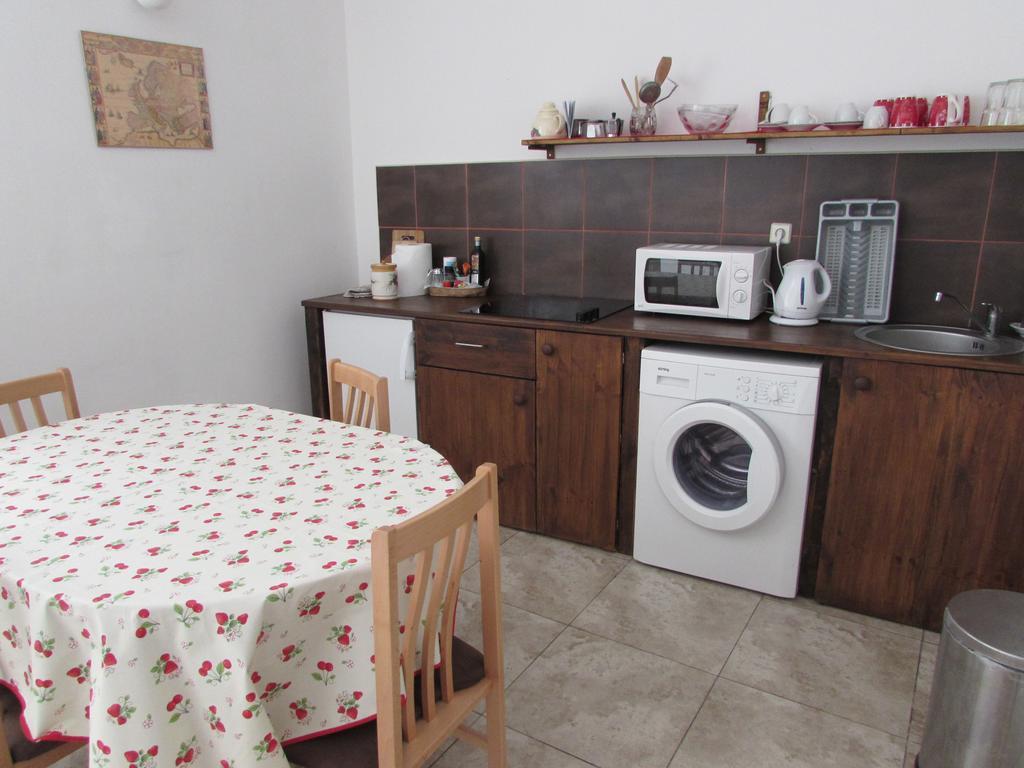 Apartments Madirazza Трогір Екстер'єр фото