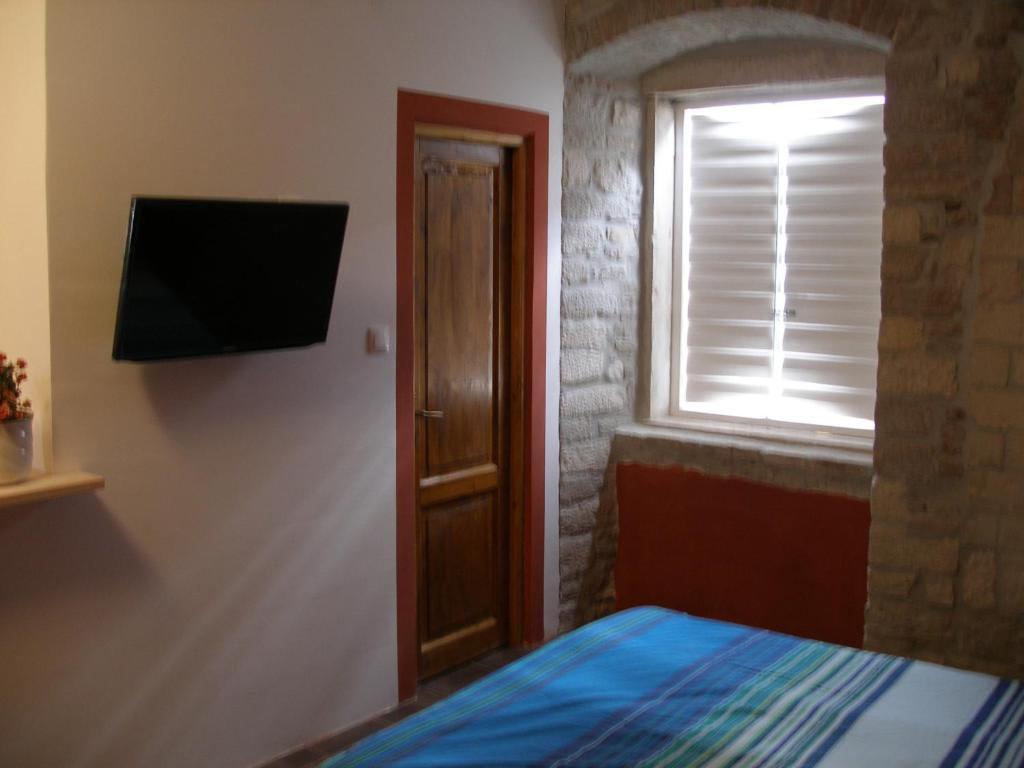 Apartments Madirazza Трогір Номер фото