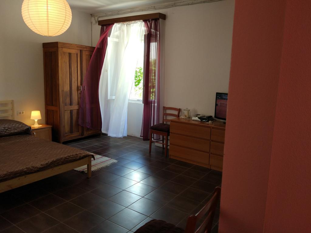 Apartments Madirazza Трогір Екстер'єр фото